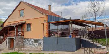 Luxusný rodinný dom v obci Lak, Maďarsko