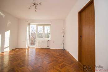 Top lokalita: Jarná, Staré mesto, tehlový 2-izb.byt s balkónom